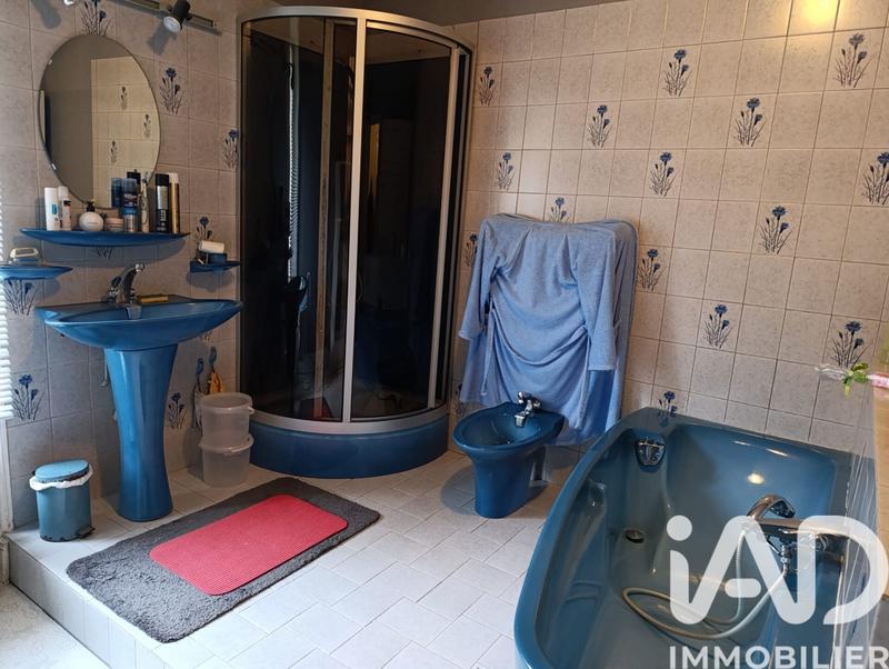 Maison - 197 m² - 7 pièces