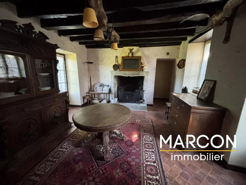 Maison - 212 m² - 8 pièces