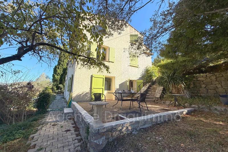 Maison - 170 m² - 5 pièces