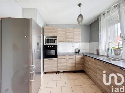 Maison - 80 m² - 4 pièces