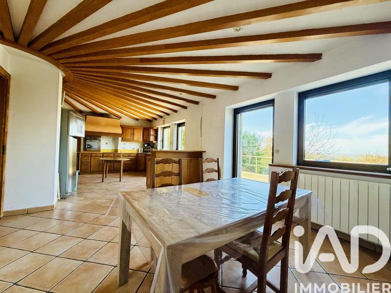 Maison - 163 m² - 6 pièces