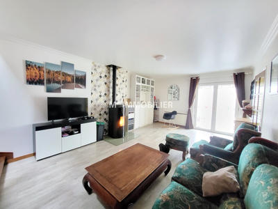 Maison - 93 m² - 4 pièces