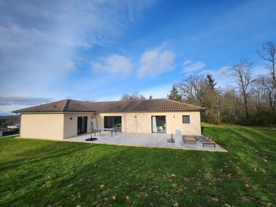 Maison - 149 m² - 6 pièces