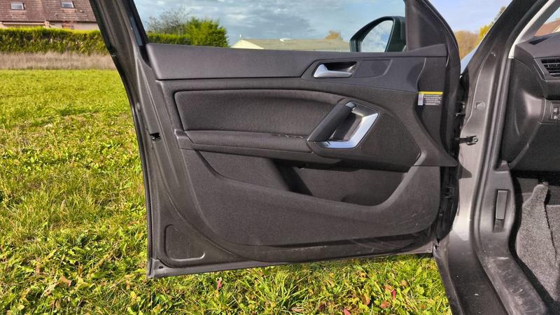 Peugeot 308 1.2 PureTech 130 Allure - Première main Entretien constructeur