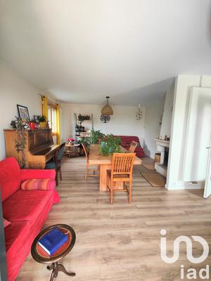 Maison - 180 m² - 8 pièces