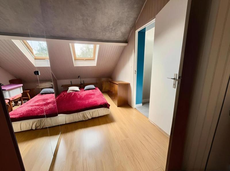 Maison - 85 m² - 6 pièces