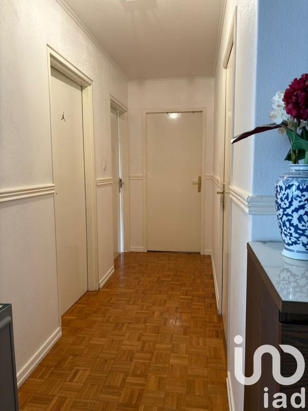 Appartement - 98 m² - 4 pièces