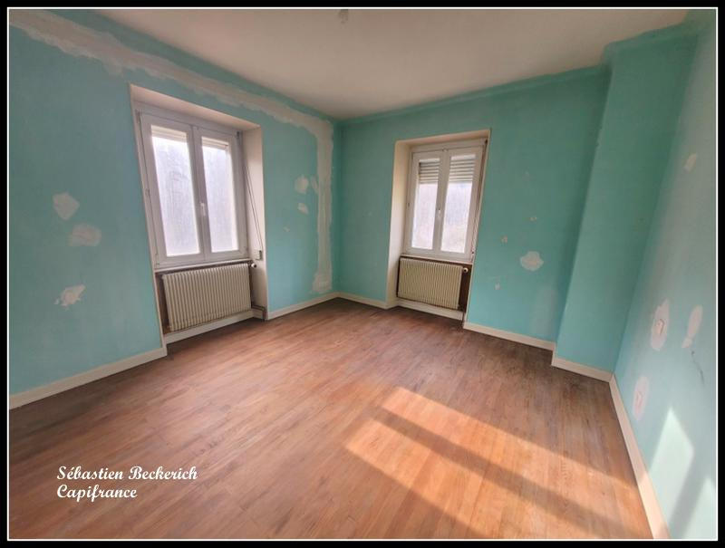 Maison - 168 m² - 8 pièces