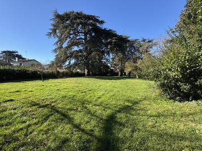 Maison - 222 m² - 7 pièces