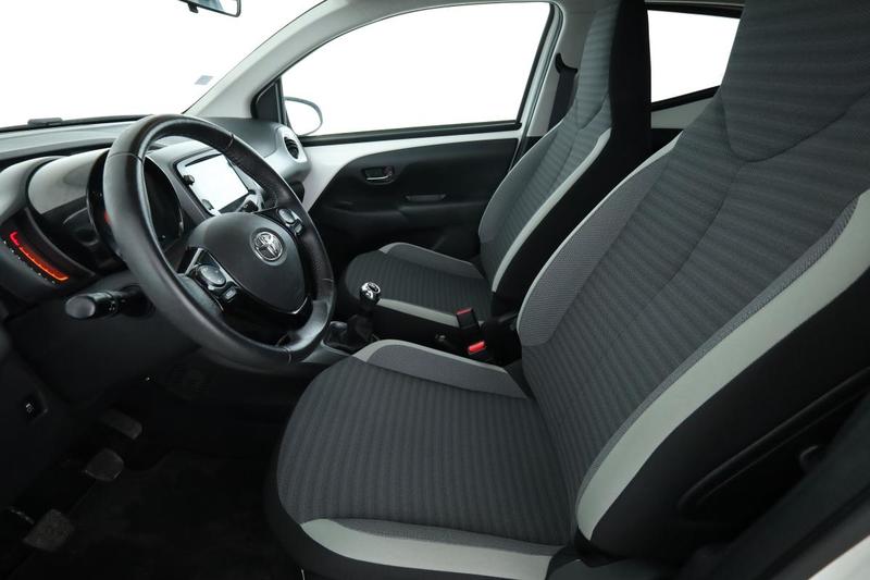 Toyota Aygo 1.0 Vvt-i X-Play 5p 72 ch