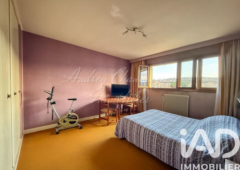 Maison - 123 m² - 7 pièces