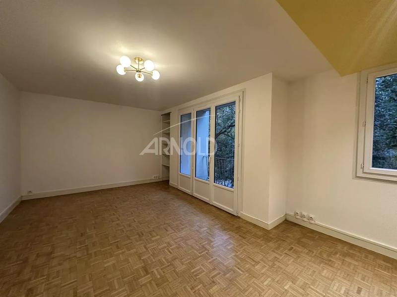 Appartement - 89 m² - 4 pièces
