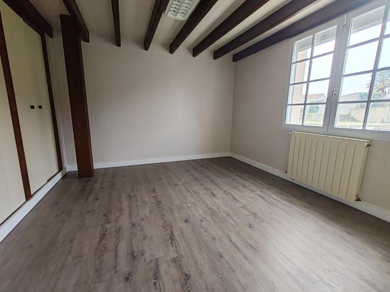 Maison - 230 m² - 10 pièces