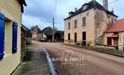 Maison - 165 m² - 7 pièces