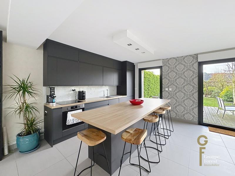 Maison - 157 m² - 5 pièces