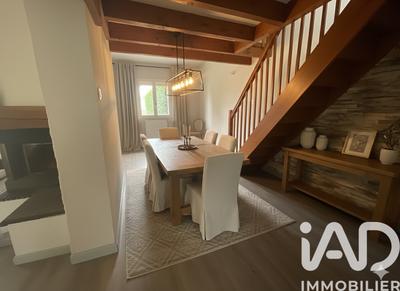 Maison - 96 m² - 4 pièces