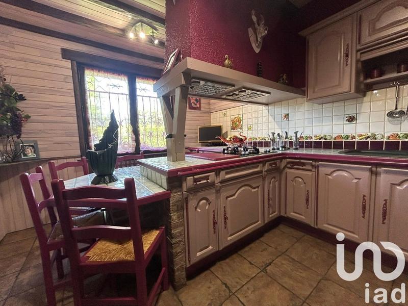 Maison - 130 m² - 8 pièces