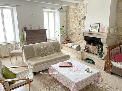 Maison - 195 m² - 10 pièces