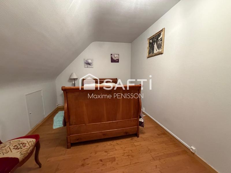 Maison - 223 m² - 6 pièces