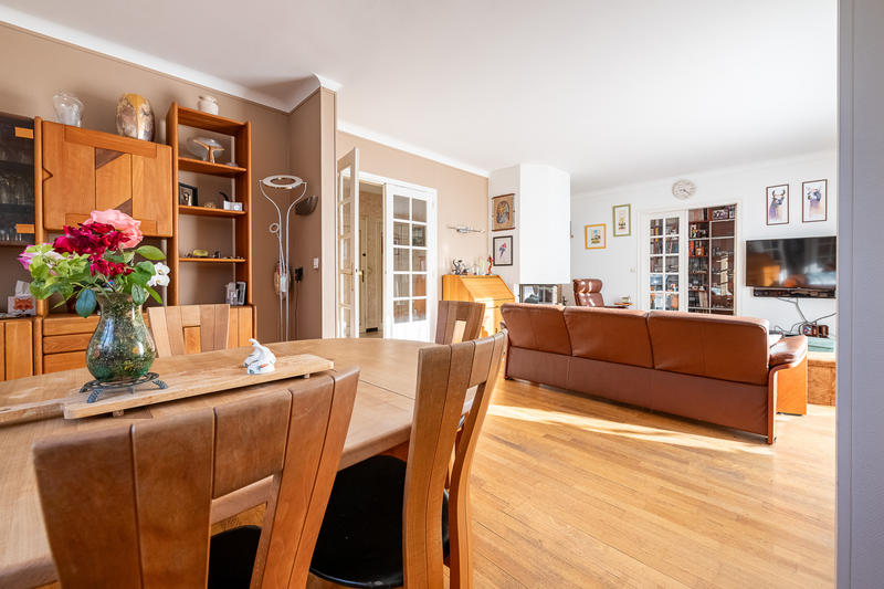 Maison - 145 m² - 8 pièces