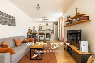 Appartement - 60 m² - 2 pièces