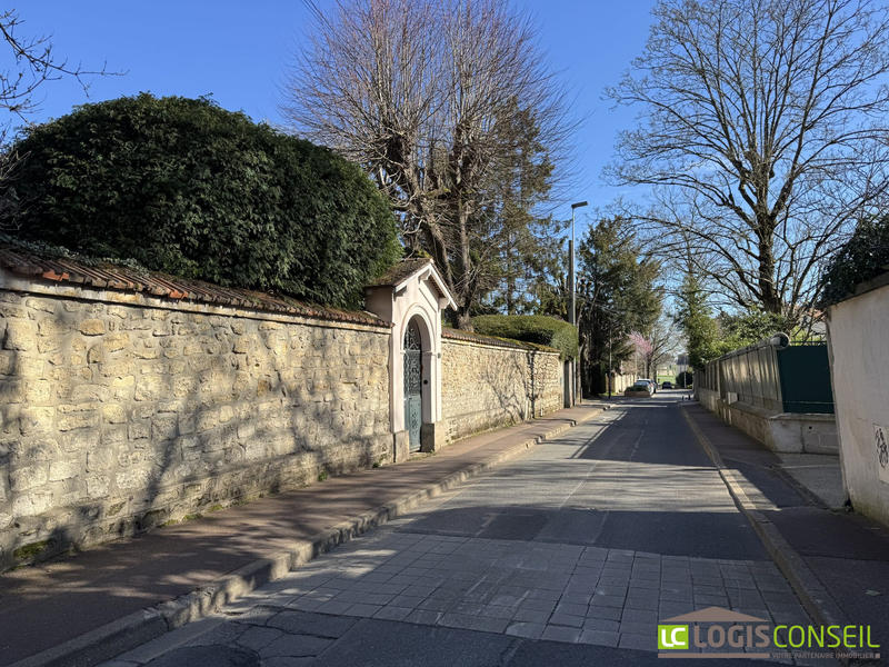 Villa - 222 m² - 7 pièces