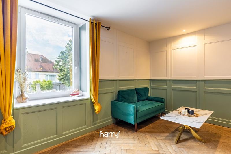 Maison - 380 m² - 13 pièces