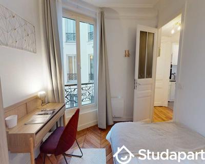 Chambre - 50 m² - 1 pièce