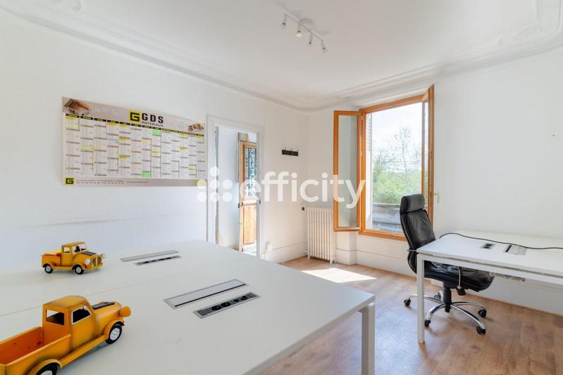 Maison - 105 m² - 4 pièces