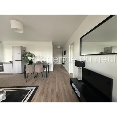 Appartement - 82 m² - 4 pièces