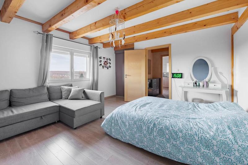 Maison - 190 m² - 6 pièces