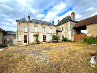 Maison ancienne - 104 m² - 5 pièces