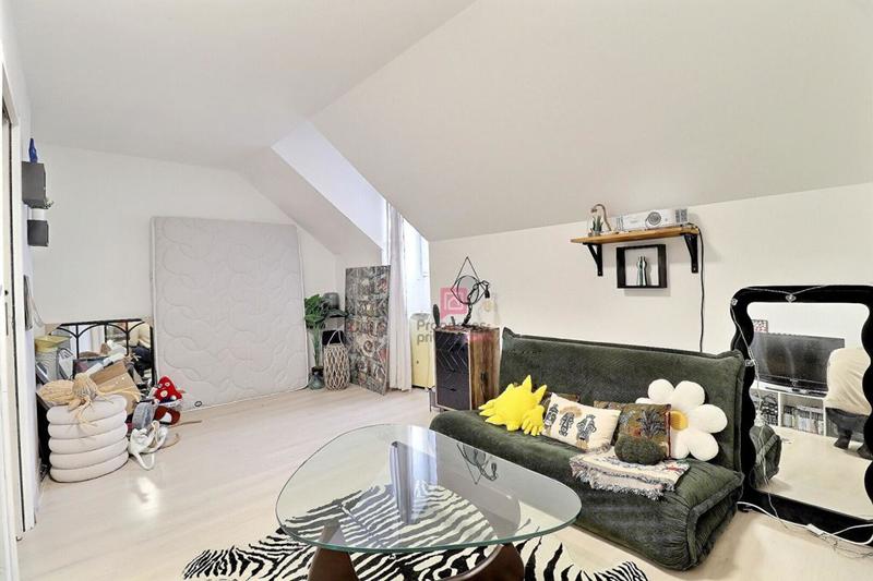 Maison - 109 m² - 7 pièces