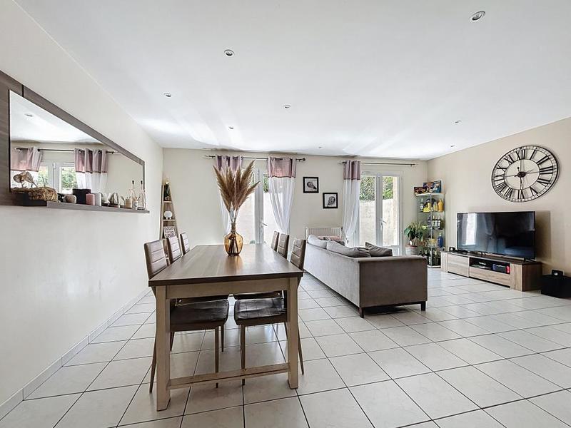 Maison - 105 m² - 5 pièces