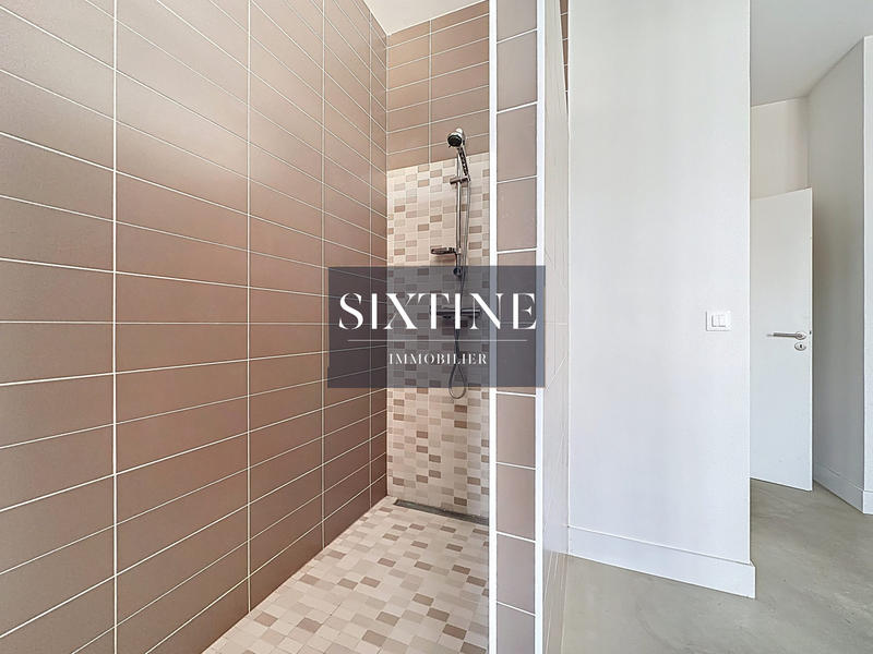 Appartement - 57 m² - 2 pièces