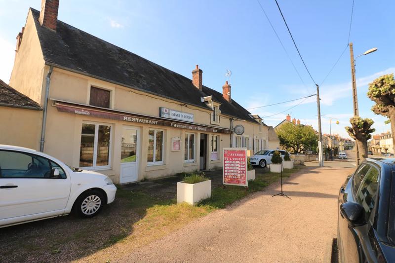 Immeuble mixte - 8 pièces