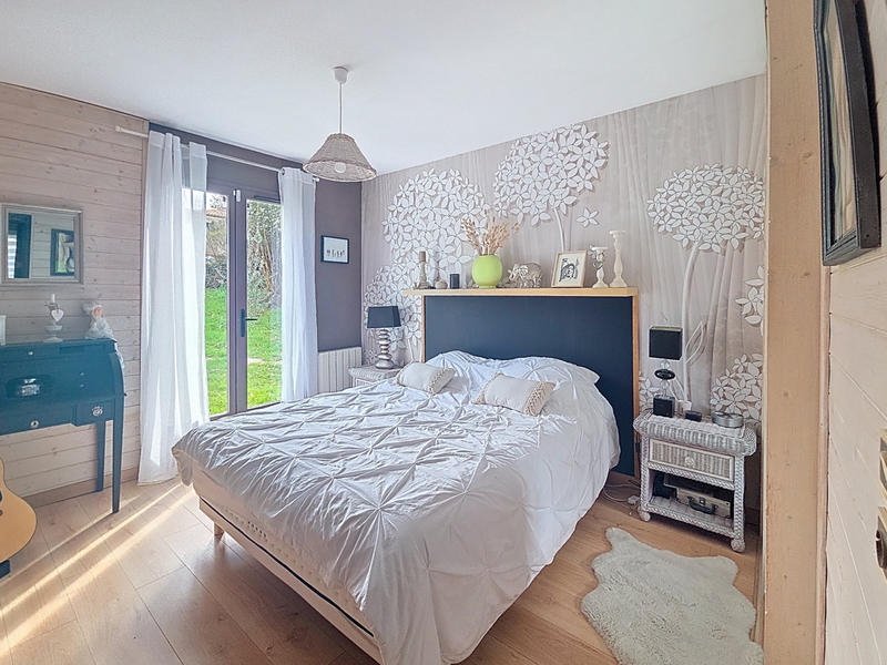 Maison - 90 m² - 4 pièces