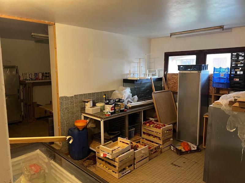 Local commercial - 270 m²