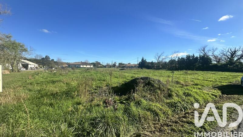 Terrain - 830 m²
