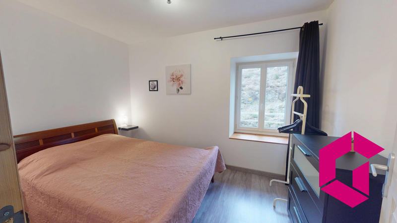 Maison - 102 m² - 4 pièces