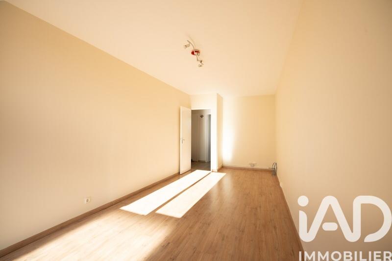 Appartement - 95 m² - 5 pièces