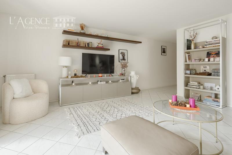 Appartement - 96 m² - 4 pièces