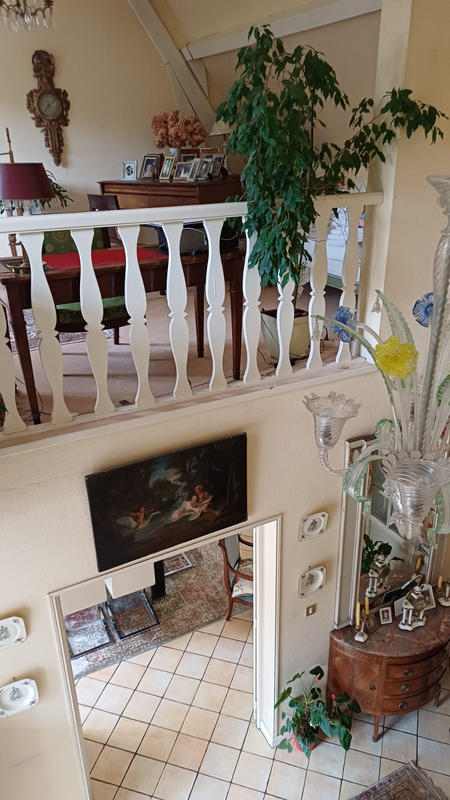 Maison - 210 m² - 6 pièces