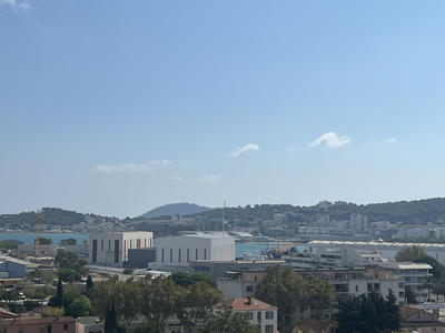 Appartement - 87 m² - 4 pièces