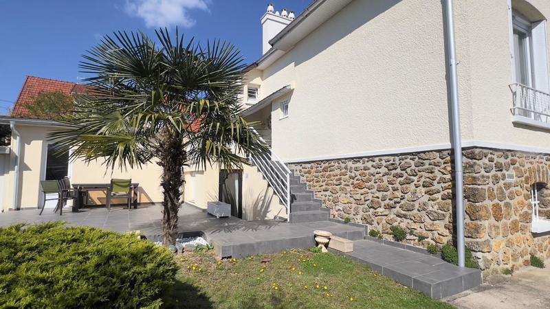 Maison - 130 m² - 6 pièces