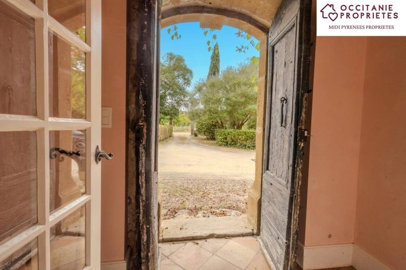 Propriété - 520 m² - 13 pièces