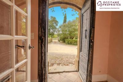 Propriété - 520 m² - 13 pièces