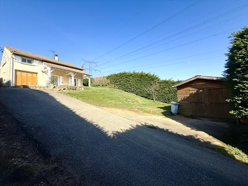 Villa - 102 m² - 7 pièces