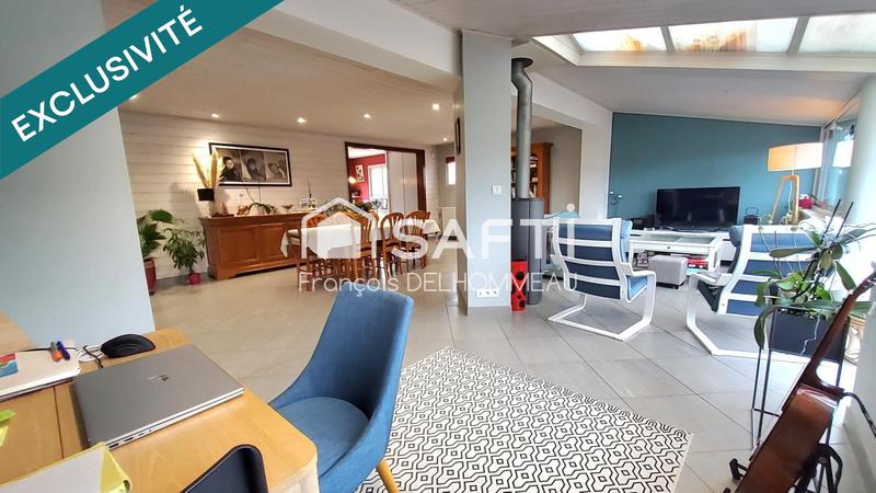 Maison - 207 m² - 9 pièces