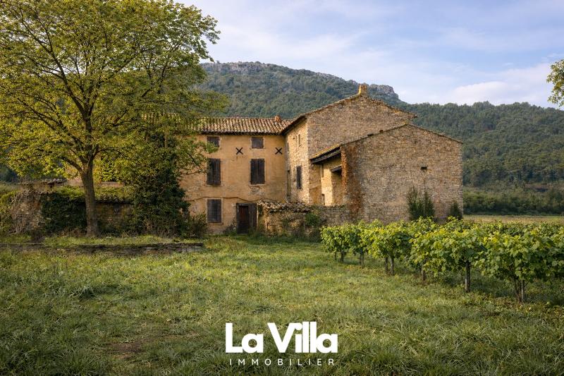 Maison - 180 m² - 10 pièces